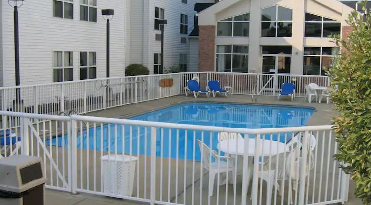 Hampton Inn & Suites Cleveland-אינדפנדנס מראה חיצוני תמונה